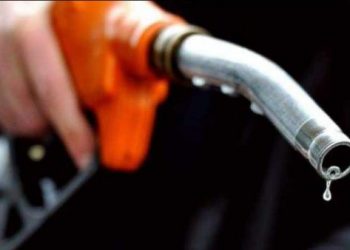 पेट्रोल,डिजेल र मट्टीतेलको मूल्य प्रतिलिटर १० रुपैयाँले वृद्धि