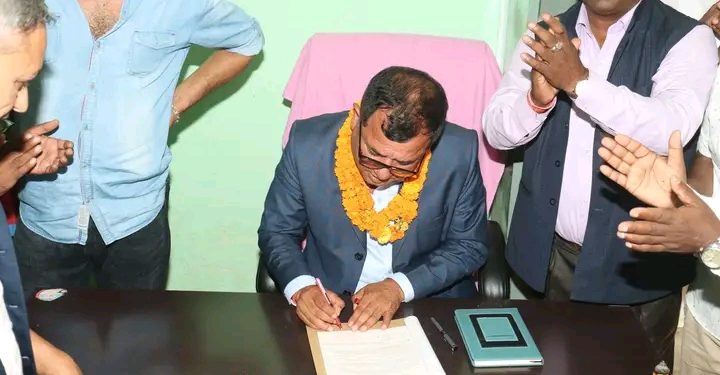 नव निर्वाचित नगर प्रमुखले सम्हाले जिम्मेवारी 