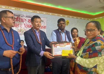 सहिद परिवारलाई सम्मान