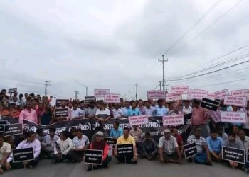 विराटनगरका उद्योगिहरु विरोध प्रदर्शनमा