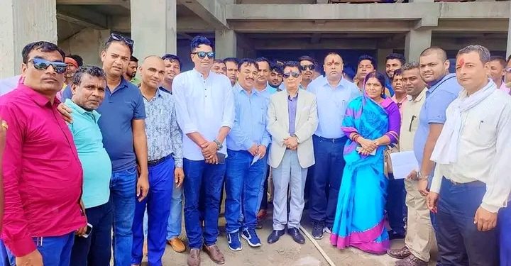 मन्त्री कार्कीद्वारा लौकही टन हलको निरीक्षण