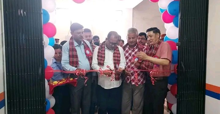 लुम्बिनी विकास बैंक इनरुवा शाखाको शाखा स्थानान्तरण समारोह सम्पन्न