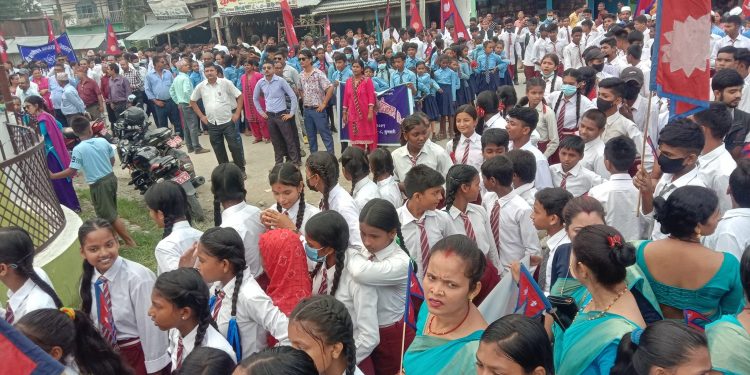 संविधान दिवशका अवसरमा इनरुवामा प्रभातफेरी