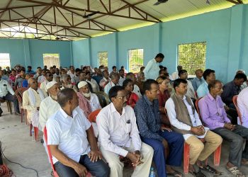 एमालेको घरदैलौ सुरु, विभिन्न पार्टी त्यागेर एमालेमा प्रवेश