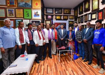 पूर्व राज्य मन्त्री जाकिर हुसैन एमालेमा प्रवेश