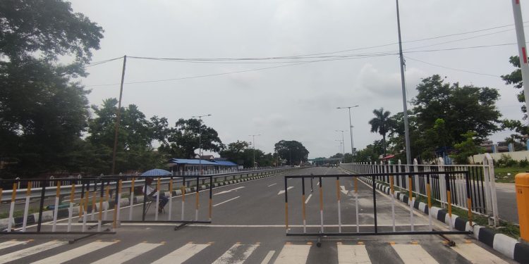 सय रुपियाँ बढीको सामानमा भन्सार