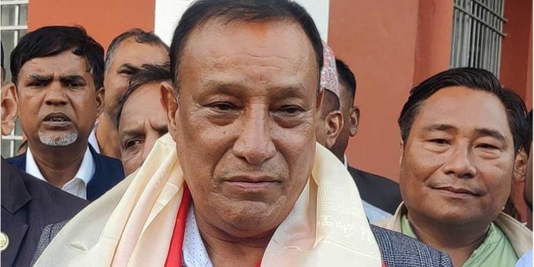 कोशीका मुख्यमन्त्री थापा पदमुक्त, नयाँ मुख्यमन्त्री नियुक्त गर्न परमादेश