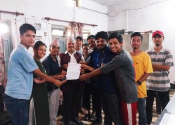 क्यु.ए.ए जोड दिँदै अनेरास्ववियु महेन्द्र मोरङले बुझायो क्याम्पसको प्रमुखलाई ज्ञापन पत्र 