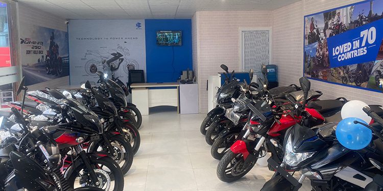 बजाजको नयाँ वर्ष अफरः फेसबुक पोष्ट सेयर गर्दा १ हजारदेखि बम्परमा १० लाख