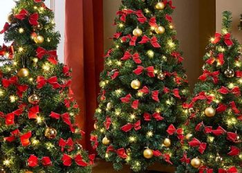 प्लास्टिकका क्रिसमस ट्रि प्रयोग गर्न निषेध
