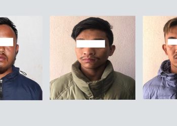 दुई केजी सुनसहित तीन जना पक्राउ