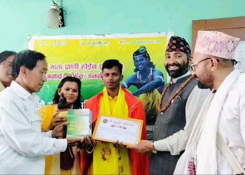 पत्रकार यादव सम्मानित 