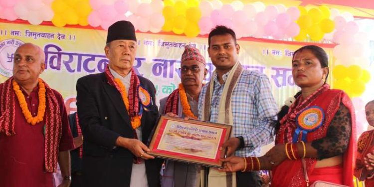 आजकाे अपडेटका प्रधान सम्पादक मेहता सम्मानित