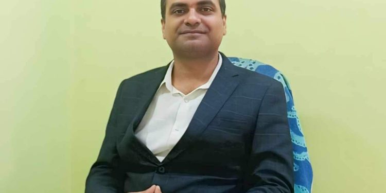 आयुर्वेदको चमत्कार: डा. मनिष सिंहद्वारा गम्भीर रोगीलाई जीवनदान