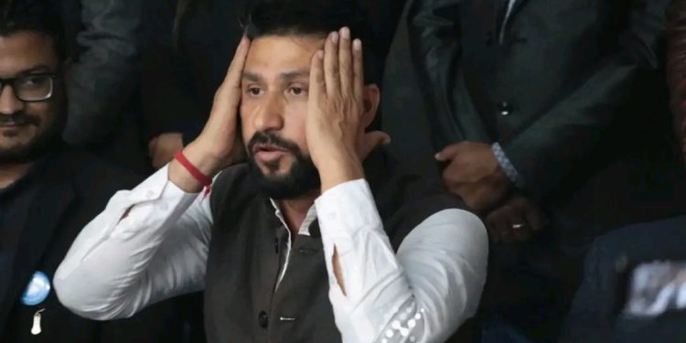 रवि लामिछाने सांसद पदबाट निलम्बित, रास्वपाको कार्यवाहक सभापतिमा डीपी अर्याल