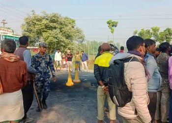 भारतबाट ल्याइएको ब्रोकाउली बरामद: भाेक्राहा फुलचाेकमा स्थानीयले गरे चक्काजाम