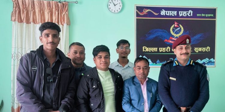 जिल्ला प्रहरी कार्यालय सुनसरी स्वतन्त्र पत्रकार संघबीच परिचयात्मक कार्यक्रम सम्पन्न